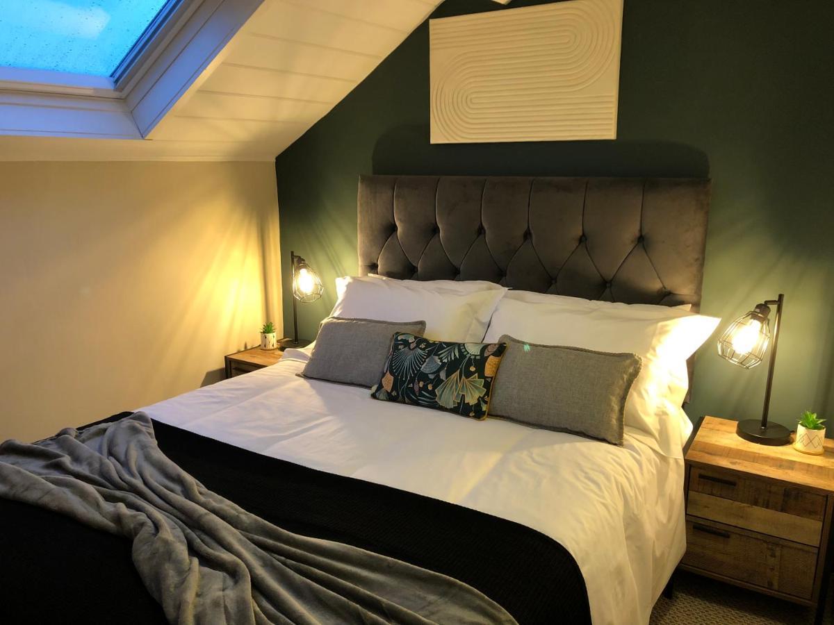 פורת'מאדוג Snowdon House, 8 Bedrooms, Sleep 16, Close To Blackrock Sand מראה חיצוני תמונה