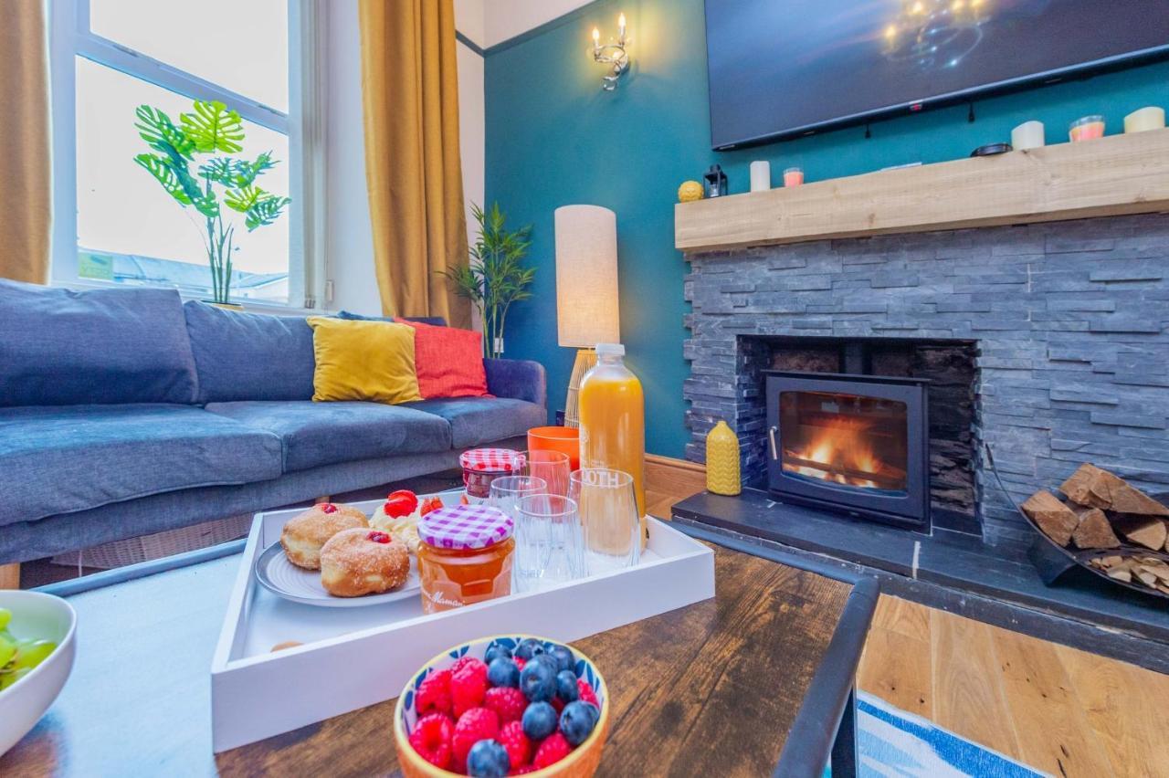 פורת'מאדוג Snowdon House, 8 Bedrooms, Sleep 16, Close To Blackrock Sand מראה חיצוני תמונה