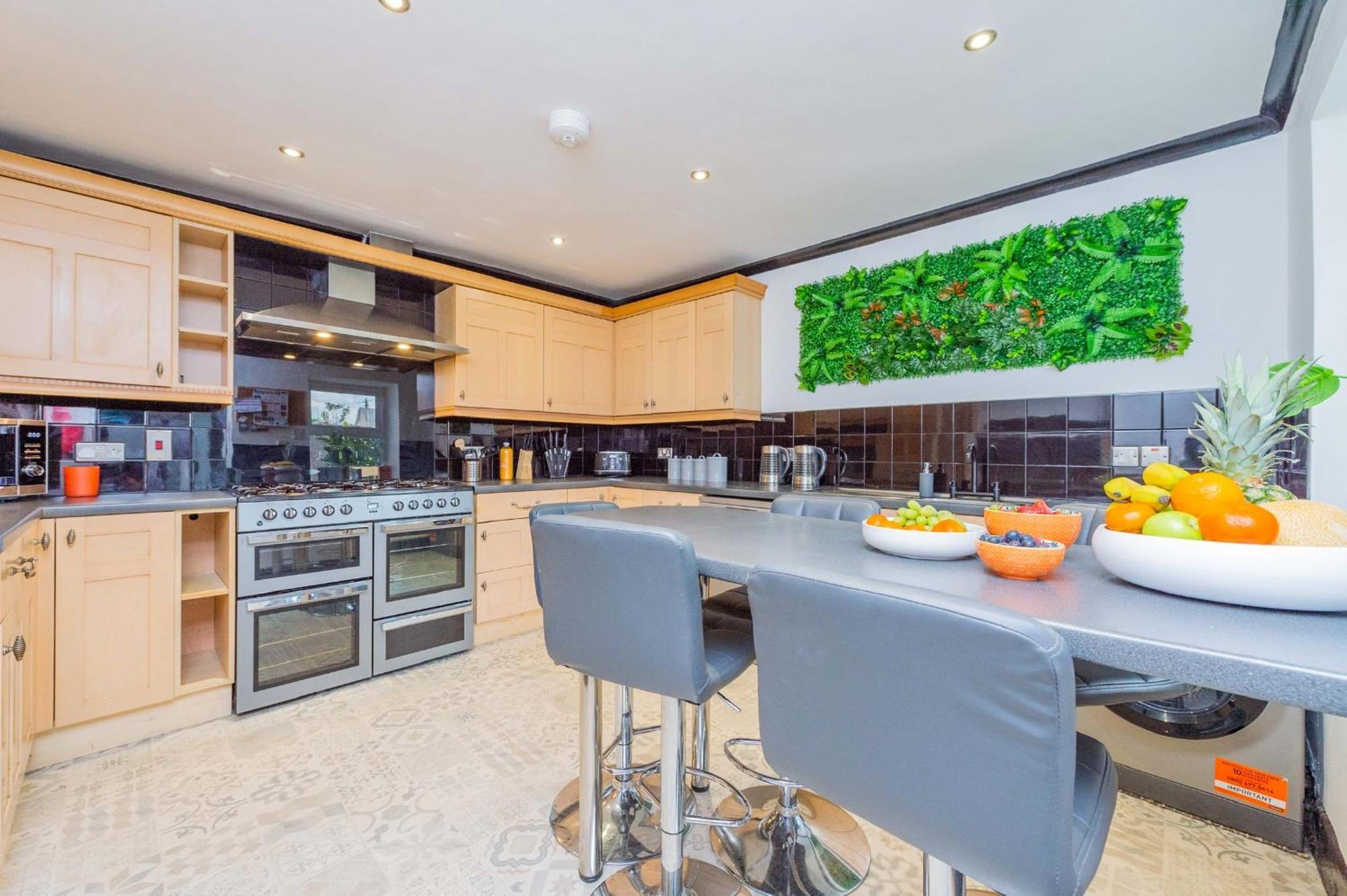 פורת'מאדוג Snowdon House, 8 Bedrooms, Sleep 16, Close To Blackrock Sand מראה חיצוני תמונה