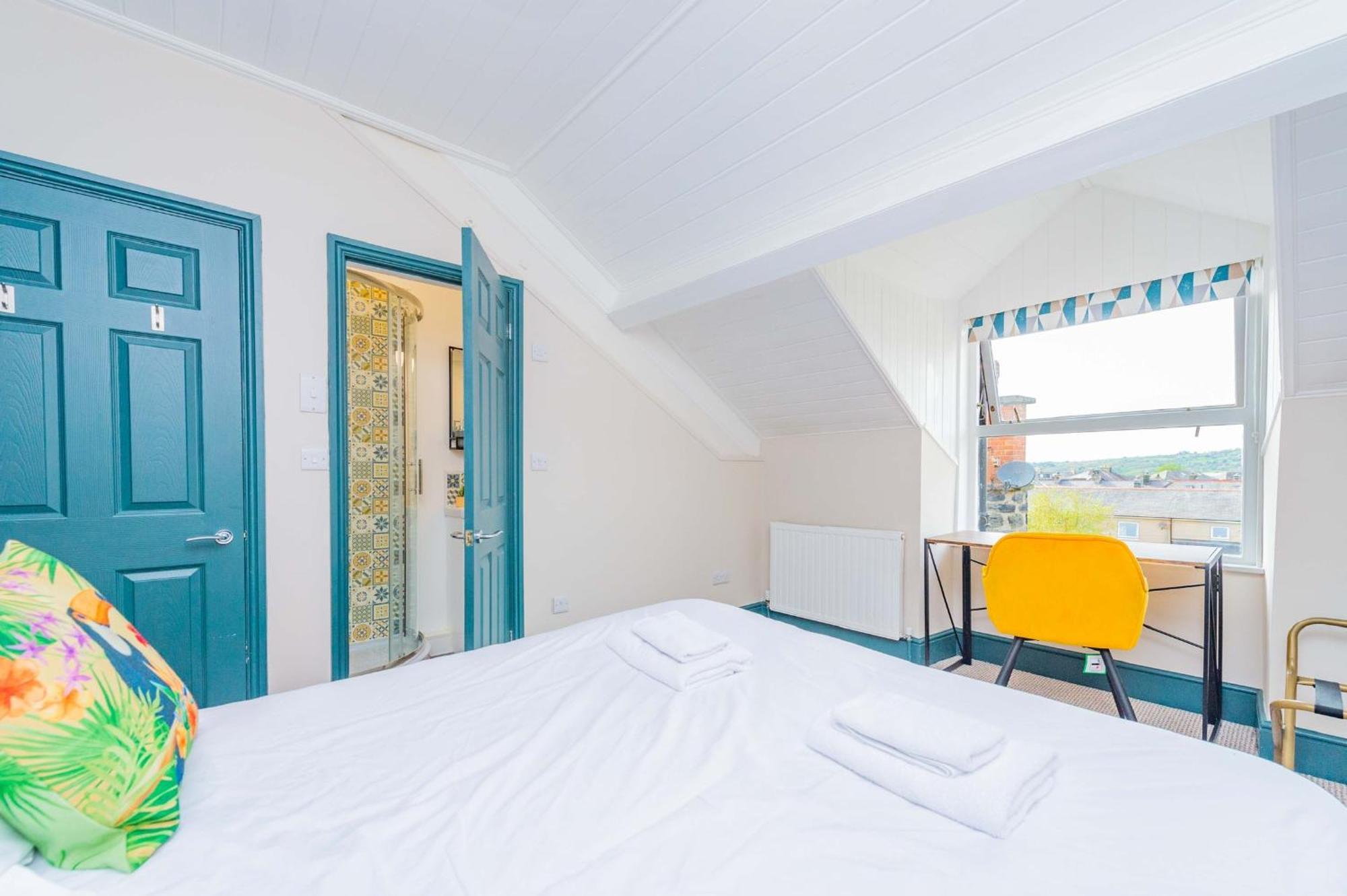 פורת'מאדוג Snowdon House, 8 Bedrooms, Sleep 16, Close To Blackrock Sand מראה חיצוני תמונה